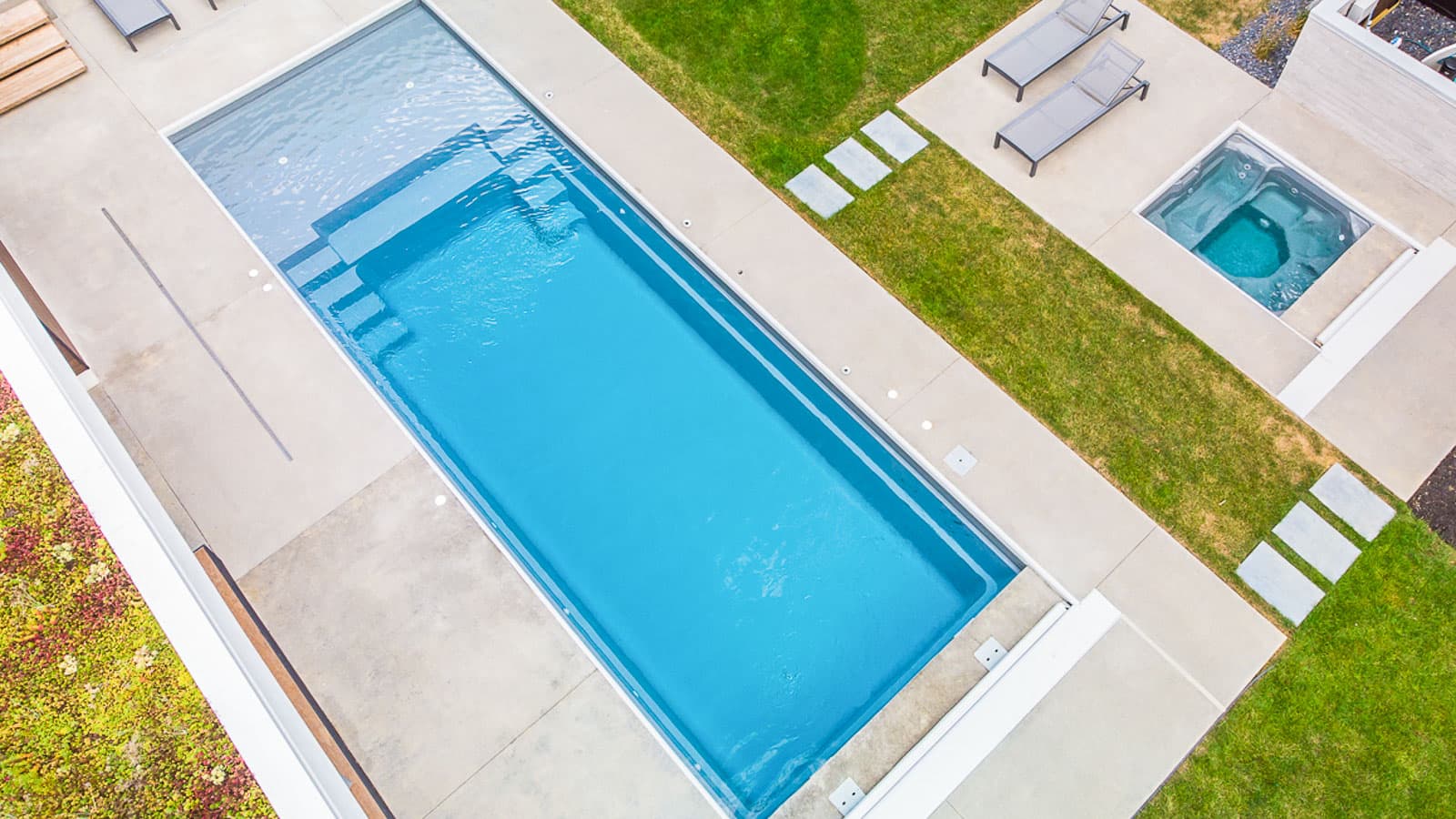 The Imagine Pools Freedom with Splash Pad fibreglass swimming pool